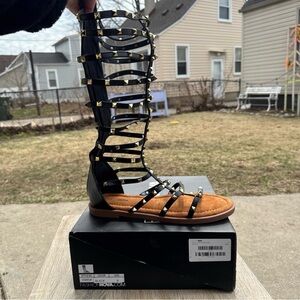 Fashion Nova Black Gold-Stud Gladiator Knee-High Sandals Size 9 New in Box